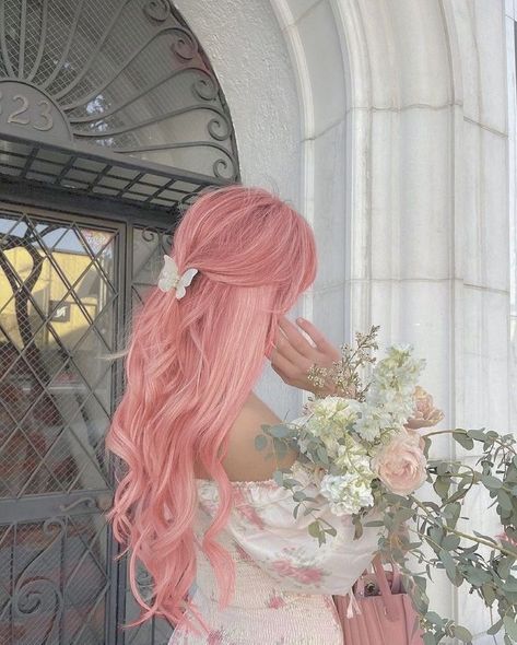 Pink Haired Girl, Fox Aesthetic, Long Pink Hair, Once Upon A Broken, Girl With Pink Hair, Cute Flower Wallpapers, Shy Girls, Styling Gel, Butterfly Hair