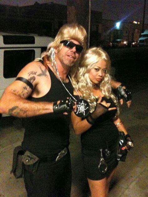 Bounty hunter and his wife Bounty Hunter Halloween Costume, Hunter Halloween Costume, Diy Halloween Costumes Easy, Easy Halloween Costumes, Bounty Hunter, Couple Halloween, Diy Halloween Costumes, Couple Halloween Costumes, Diy Halloween