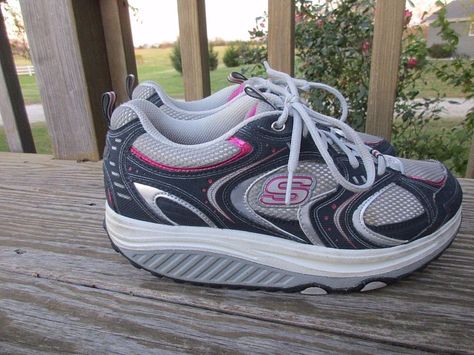 Skechers Shape-Ups Action Packed Fitness Shoes 11806 Womens Size 9 #Skechers #WalkingHikingTrail Skechers Shape Ups, Fitness Shoes, Workout Shoes, Sketchers Sneakers, Hoka Running Shoes, Ups, Walking, Womens Sizes, Women Shoes