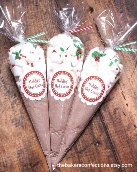 Cellophane Cone Bags Cone Sweet Bags Christmas Hot Cocoa | Etsy Cocoa Cones, Christmas Hot Cocoa, Easy Homemade Christmas Gifts, Christmas Goodie Bags, Candy Bags Wedding, Christmas Candy Bag, Christmas Treat Bags, Christmas Hot Chocolate, Sweet Bags