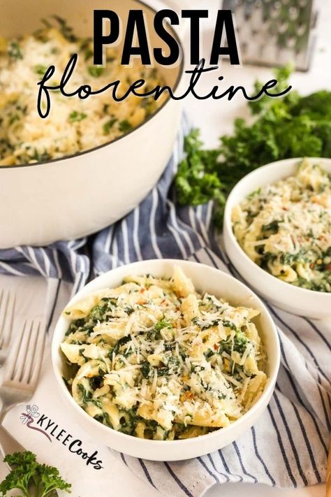 Comforting and delicious, Pasta Florentine is packed with spinach and cheese and makes a great weeknight dinner! Super easy to pull together, the whole family will enjoy this. #pasta #florentine #spinach #vegetarian Pasta Florentine, Clean Eating Pasta, Florentines Recipe, Pasta With Spinach, Crockpot Pasta, Healthy Pasta, Savory Food, Delicious Pasta, Spinach Pasta