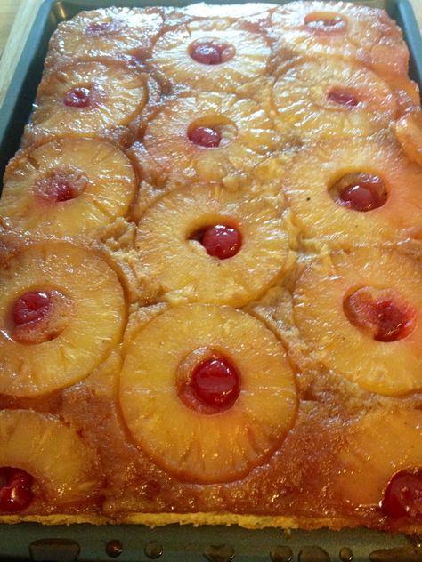 Tart Cherry Recipes, Dark Cherry Brown Hair, Tart Cherry Juice Benefits, Pineapple Upside Down Cake From Scratch, Pineapple Upside Down Bundt Cake Recipe, Cherry Juice Benefits, Pineapple Upside Cake, Cake Pineapple, Pineapple Desserts