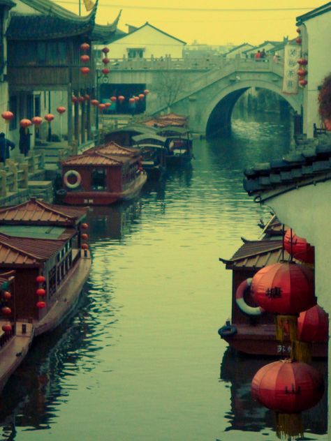 canals of old shanghai, china | travel photography #cities Old Shanghai Aesthetic, Shanghai Aesthetic, Old Shanghai Style, Shanghai China Travel, Shanghai Style, China Shanghai, Old Shanghai, Chinese Book, Time Photography