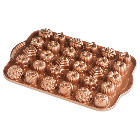 Bundt Tea Cakes and Candies Pan Mini Brownies, Tea Cake, Nordic Ware, Bundt Pan, Candy Molds, Bundt Cakes, Savoury Cake, Cake Pan, Tea Cakes