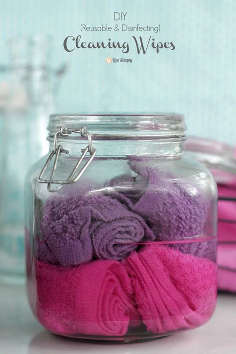 DIY Cleaning Wipes (Reusable & Disinfecting) - Live Simply Diy Cleaning Wipes, Wipes Diy, Homemade Cleaning Products, Diy Cleaners, Cleaning Recipes, Cleaners Homemade, Tea Tree Essential Oil, Diy Household, Live Simply