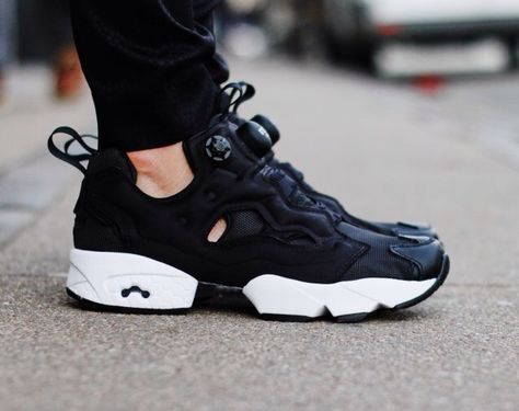 Reebok Instapump Fury Reebok Pump Fury, Reebok Insta Pump, Shoes Fancy, Nike Lebron Shoes, Sneakers Reebok, Nike Air Max 2015, Reebok Pump, Sneak Attack, Lebron Shoes