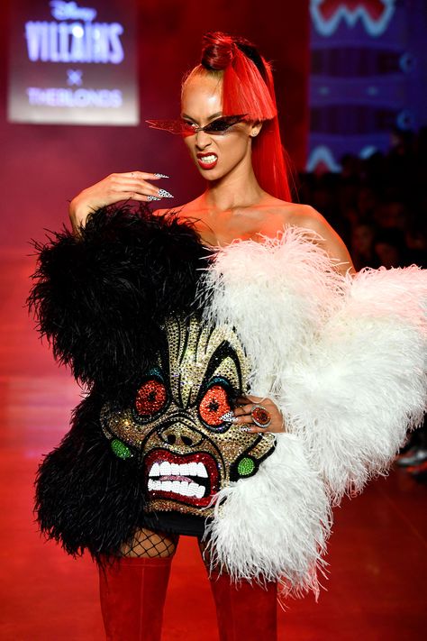 The Blonds' Disney Villains-Inspired Fashion Show Brings Cruella de Vil, Ursula and More to NYFW The Blonds, Dolly Fashion, Runway Outfits, Weird Fashion, Futuristic Fashion, Feather Dress, Fantasy Fashion, Disney Villains, Hair And Makeup