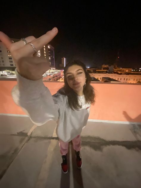 girl giving camera the middle finger worh fisheye lense Rapper Fisheye, Hand To Camera Pose, Hand In Camera Pose, 4 Fingers Up Pose, Middle Finger Pose Reference, Middle Finger Reference, Middle Finger Drawing Reference, Middle Finger Pose, Girl Middle Finger