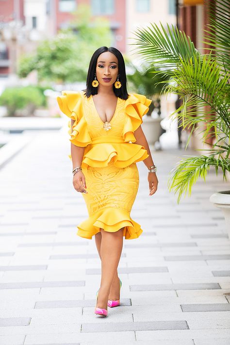 Latest Aso Ebi Styles, African Styles, Afrikaanse Mode, Pretty Fashion, Big Girl Fashion, Design Dresses, Denim Skirts, African Dresses, Latest African Fashion Dresses