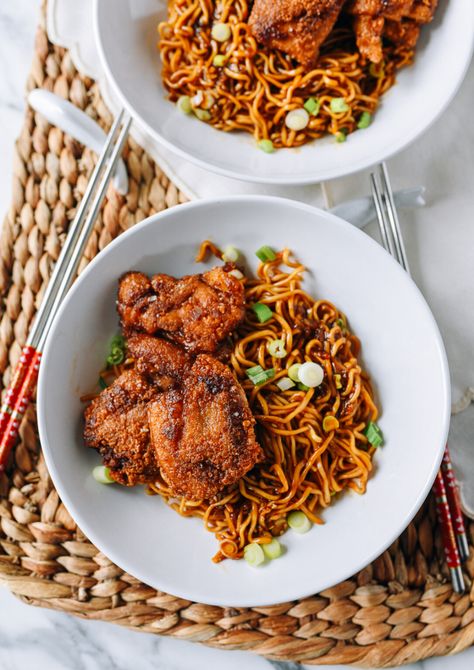 This quick soy garlic chicken instant ramen is a sauced noodle recipe rather than a soup, with crispy Korean-inspired pan-fried chicken. Source: thewoksoflife.com Garlic Chicken Ramen, Chicken Fried Noodles, Soy Garlic Chicken, Korean Fried Chicken Recipe, Chicken Ramen, Woks Of Life, The Woks Of Life, Wok Cooking, Noodle Recipe