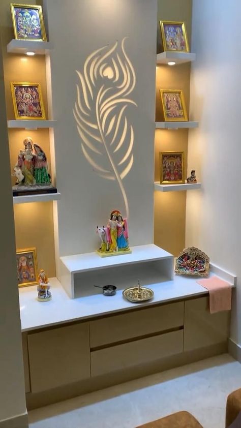 दरवाजा डिजाइन, Mandir Design, Temple Design For Home, Interior Design Your Home, Hall Interior Design, Pooja Room Door Design, Tv Room Design, Pooja Room Design, Room Door Design