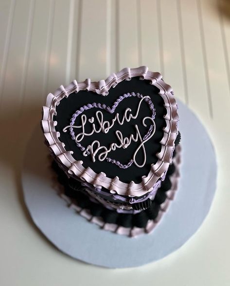 Libra Baby Cake, Libra Birthday Cake, Libra Cake, Bday Vibes, October Libra, Wedding Snacks, Libra Birthday, Heart Cakes, Bday Cake