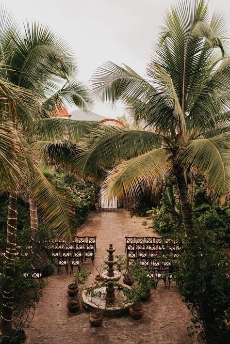 All the tropical wedding vibes you could dream of!  | Image by Baylee Dennis Photography Destination Wedding Mexico Color Schemes, Garden Destination Wedding, Jungle Wedding Aesthetic, Tulum Jungle Wedding, Jungle Wedding Ceremony, Airbnb Destination Wedding, Mexico Wedding Ceremony, Sayulita Mexico Wedding, Tropical Forest Wedding