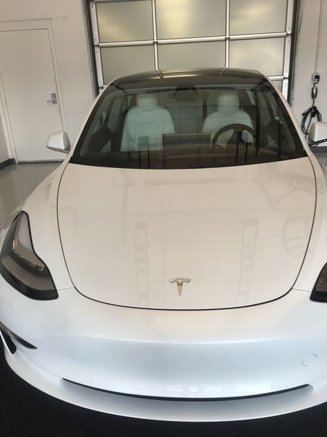 Tesla Model 3 White Interior, White Tesla Interior, White Tesla Model 3 Aesthetic, 2023 Tesla Model 3, White Tesla Aesthetic, Tesla Model 3 White, White Tesla Model 3, Tesla Model Y White, White Tesla