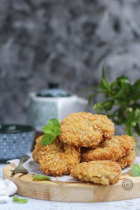 Nugget Photography Food, Chicken Nugget Photography, Nugget Photography, Banana Nugget, Nugget Pisang, Nugget Ayam, Asian Pork Recipes, Chicken Nugget Recipes, Food Art Photography