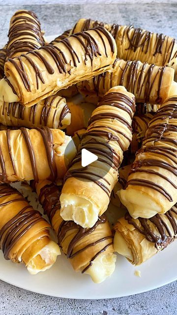 Custard Rolls, Vanilla Bean Paste, Chocolate Custard, Chocolate Roll, Cooking Chocolate, Custard Filling, Egg Yolks, Caster Sugar, Bean Paste