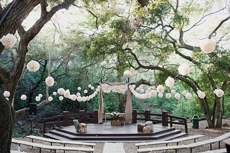 Outdoor Wedding Ideas #OutdoorWedding #Outdoor #Wedding #WeddingIdeas #Bride #Groom #WeddingCake #WeddingBouquet #Bouquet #Cake #Nature Amphitheater Wedding, Arbor Ideas, Wedding Ceremony Ideas, Cheap Wedding Venues, Hay Bales, Wedding In The Woods, Forest Wedding, Rustic Wedding Decor, Nature Wedding