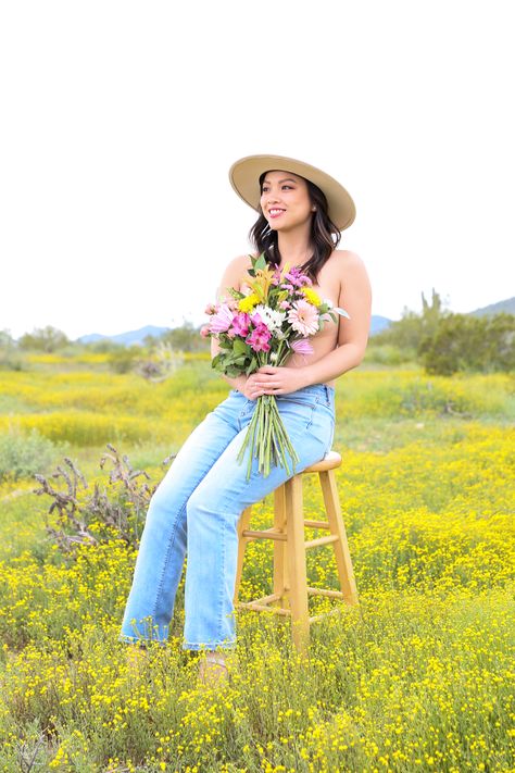 Flower Bra Photoshoot, Pose Ideas Group, Women Empowerment Photoshoot, Flower Top Photoshoot, Senior Casuals, Empowerment Photography, Jeans Tips, Top Photoshoot, Flower Shoot