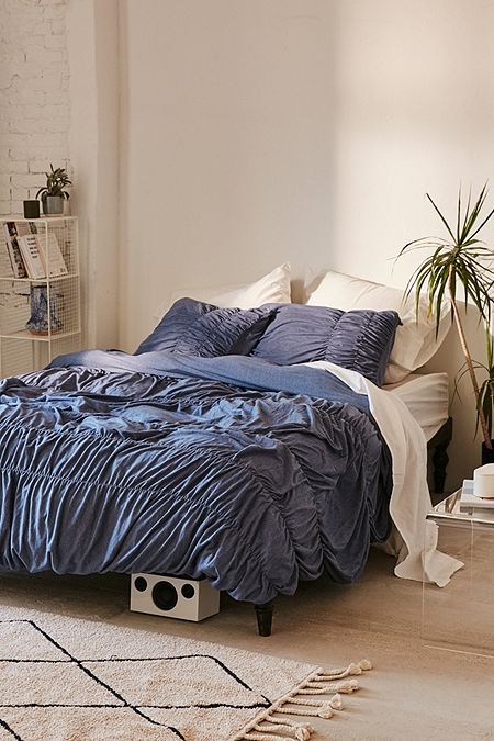 Queen Bed Dimensions, Duvet Covers Urban Outfitters, Marble Duvet Cover, Fluffy Duvet, Ruffle Duvet Cover, Boho Duvet Cover, Velvet Duvet, Cheap Bedding Sets, Textured Bedding