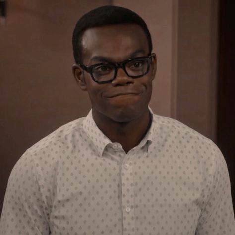 Chidi Good Place, Chidi Anagonye Icons, Chidi Anagonye Aesthetic, Chidi Anagonye, The Good Place Aesthetic, The Good Place Chidi, Every Spider Man, Matthew Gray Gubler, Father Figure