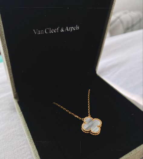 Van cleef 
Necklace
Mother of pearls Van Cleef Jewelry Aesthetic, Van Cleef Necklace Aesthetic, Van Clef Necklace Gold, Vancleef Gold Necklace, White Van Cleef, Van Cleef Necklace White Gold, Van Cleef Aesthetic, Van Cleef Silver Necklace, Van Clef Butterfly Necklace