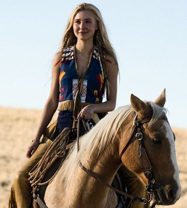 Lightning With The Yellow Hair 1883, Elsa Dutton Costume, 1883 Costumes, Elsa From 1883, 1883 Yellowstone Elsa, Elsa Dutton 1883, Yellowstone Tv Series Aesthetic, Isabel May Hair 1883, Elsa Dutton Aesthetic