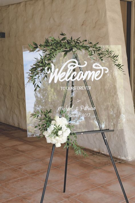 Wedding Decoration Idea, Wedding Welcome Table, Wedding Entrance Sign, Wedding Welcome Board, Flowers And Greenery, Wedding Decor Ideas, Wedding Entrance, Engagement Decorations, Wedding Stage Decorations