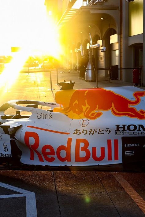 Red Bull F1 Wallpaper, F1 Wallpaper, Red Bull F1, Motorsport Art, Honda Racing, F1 Wallpaper Hd, Minions Wallpaper, Formula 1 Car Racing, F1 Poster