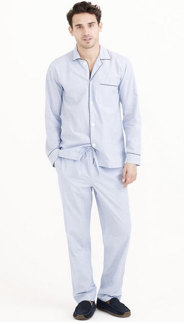 Every guy needs a comfy cotton pair of pjs. Set him up with the pima cotton Poplin Pajama Set from J Crew, which you can nab for $69.50. Night Dress For Man, Mens Nightwear, Best Pajamas, J Crew Men, Mens Boxers, Boys Pajamas, Christmas Gifts For Men, Women Nightwear, Mens Style