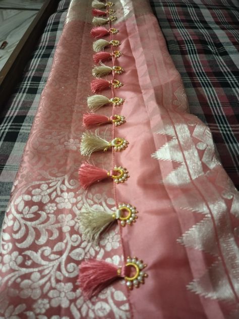 Kuchulu For Pattu Sarees, Diy Golu Dolls, Saree Kuchu New Designs, Saree Pallu, Kuchu Designs, Saree Tassels Designs, Saree Kuchu Designs, Saree Tassels, Rangoli Designs Latest