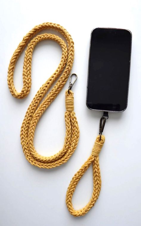 Chain Link Crochet Pattern, Crochet Phone Wrist Strap, Crochet Crossbody Strap, Phone Cord Crochet, Cord Knitting Projects, Crochet No Stretch Strap, Crochet Lanyard Pattern Free Easy, Crochet Phone Lanyard, Crochet Strap Pattern Free