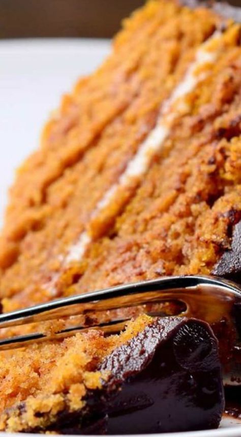 Fall Eats, Cake With Chocolate Ganache, Fall Goodies, Chocolate Ganache Recipe, Comfort Desserts, Pumpkin Cake Recipes, Ganache Recipe, Best Cake Recipes, A Piece Of Cake