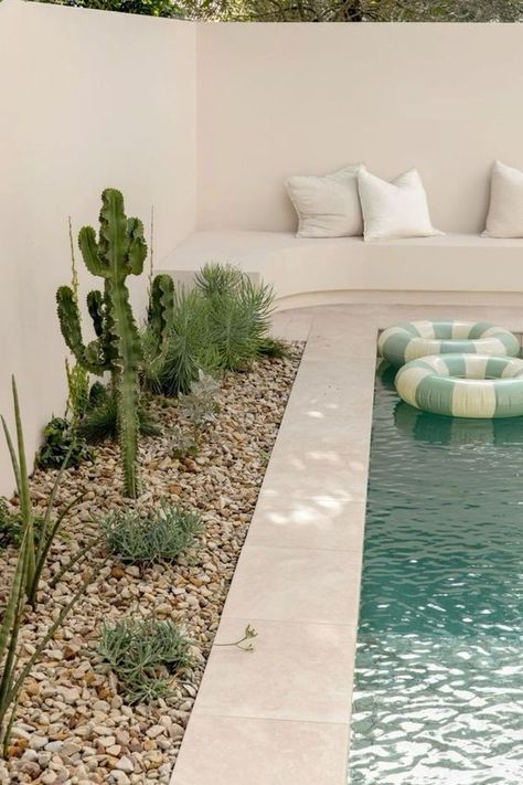 Desert Backyard With Pool, Palm Springs Pool, Arizona Backyard, Outdoor Pool Area, Palm Springs Style, Pool Landscape Design, Small Pool Design, Backyard Pool Landscaping, Modern Pools