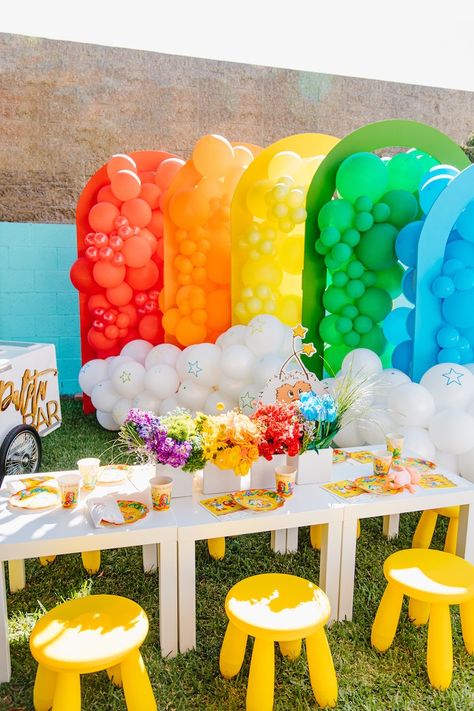 Color Theme Party Ideas For Adults, Rainbow Bright Party, Rainbow Brite Party, Rainbow Brite Birthday, All About Rainbows, Pj Masks Birthday Party Boys, Make Up Yeux, Rainbow Birthday Party Decorations, Decorating Business