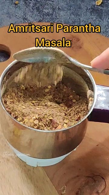 Masala Ingredients, Masala Powder Recipe, Veg Recipe, Long Pepper, Spice Blends Recipes, North Indian Recipes, Punjabi Food, Paratha Recipes, Indian Bread