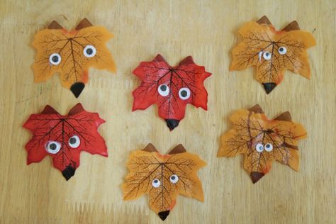 Leaf Foxes Craft, Leaf Fox Craft For Kids, Fox Leaf Craft, Bonfire Night Crafts, Craft Ideas For Toddlers, Wolf Craft, Fall Bonfire, Community House, Grandma Ideas