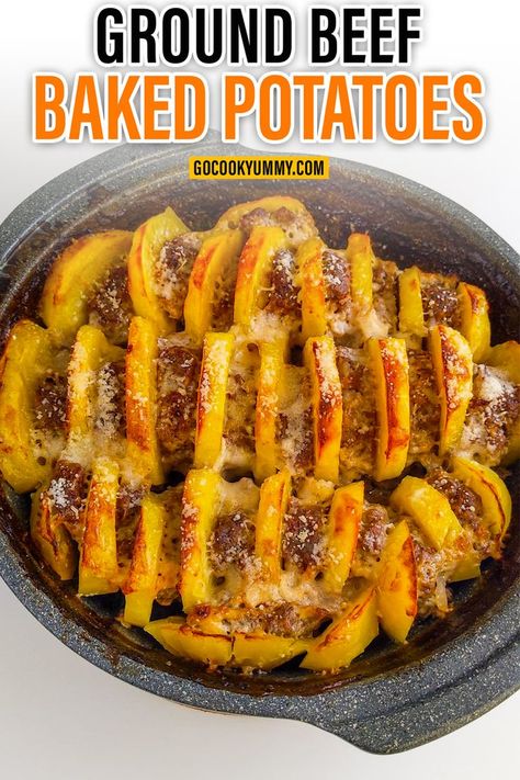 Create a warm and inviting meal with our Ground Beef Baked Potatoes. This easy-to-make dish combines fluffy potatoes with a rich, savory beef filling, making it a hit for dinner time. Baked Potatoes With Ground Beef, Potatoes With Ground Beef, Honey Roasted Sweet Potatoes, Hamburger And Potatoes, Creamy Potatoes, Ground Beef And Potatoes, Beef And Potatoes, Beef Casserole Recipes, Potato Side Dishes