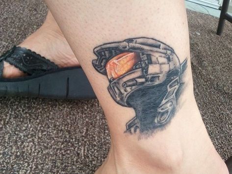 Master Chief Tattoo, Halo Tattoos, Chief Tattoo, Halo Tattoo, Tattoos For Dad Memorial, Gothic Pastel, Random Tattoos, Rings Tattoo, Lord Of The Rings Tattoo