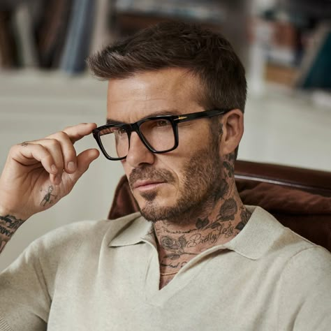 David Beckham Hairstyle, Beckham Hair, Mens Eye Glasses, David Beckham Style, Mens Sunglasses Fashion, Mens Glasses Fashion, Vintage Lenses, Alphabet Wallpaper, Men With Street Style