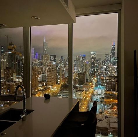 Apartamento New York, Appartement New York, The City At Night, Nyc Penthouse, City View Apartment, Drømme Liv, Apartment View, High Rise Apartments, Dream Apartment Decor