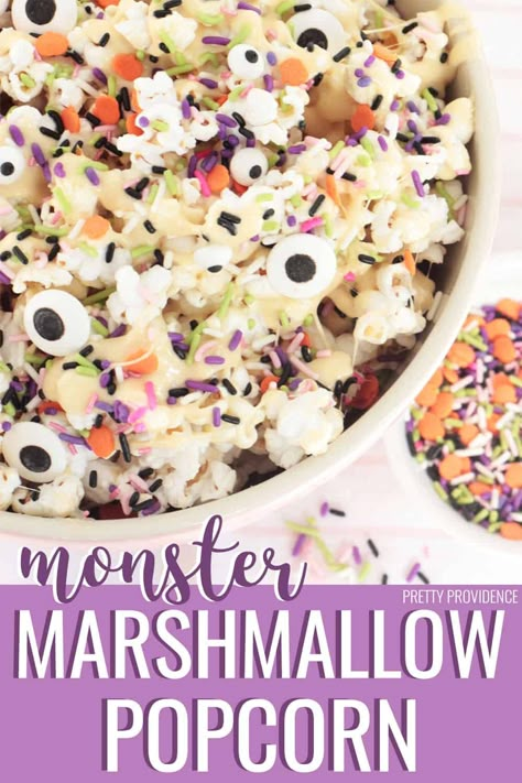 Halloween Popcorn Balls, Marshmallow Halloween, Marshmallow Popcorn, Halloween Popcorn, Halloween School Treats, Candy Eyeballs, Halloween Movie Night, Halloween Sprinkles, Fabulous Cakes