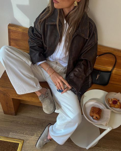 Brown Leather Jacket Outfit, Womens Leather Jacket Outfit, Jacket Outfit Women, Denim Outfits, Autumn Fits, Jacket Fits, Leather Jacket Outfits, Looks Street Style, Jacket Outfit