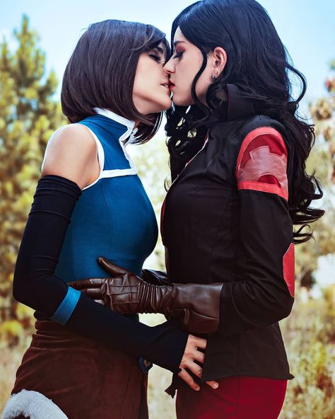 A follower asked me about this photo and I realized that I never posted this one here, only on DA. So this is my post for today! I wish you… Asami Cosplay, Korra And Asami, Avatar Cosplay, Asami Sato, Batman Joker, Legend Of Korra, Aang, Love Photos, Avatar The Last Airbender