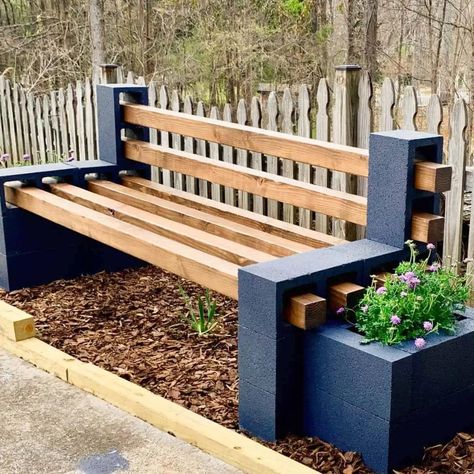 Cinder Block Bench, Cinder Block Garden, Diy Bench Outdoor, Eksterior Modern, Jardim Diy, Pool Small, Backyard Seating, Succulent Wall, Pallets Garden