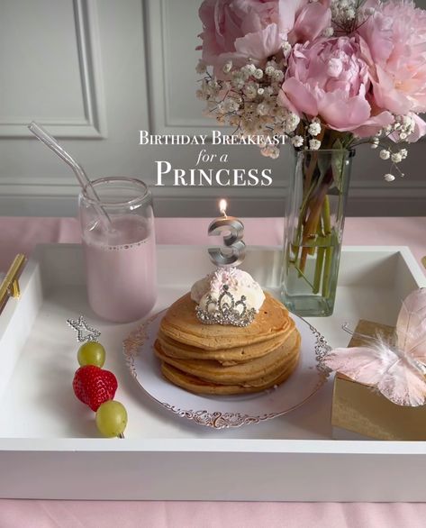 Birthday Morning Surprise, Birthday Morning, Birthday Room Decorations, Birthday Goals, Birthday Breakfast, Instagram Breakfast, 24th Birthday, Hello Kitty Birthday, Barbie Birthday