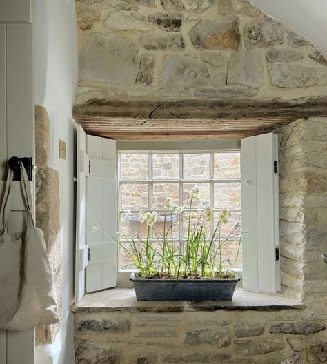 Barn Windows, Case In Stile Country, English Cottage Interiors, Stone Walls Interior, Cottage Interior, Dream Cottage, Cottage Interiors, Stone Cottage, French Farmhouse