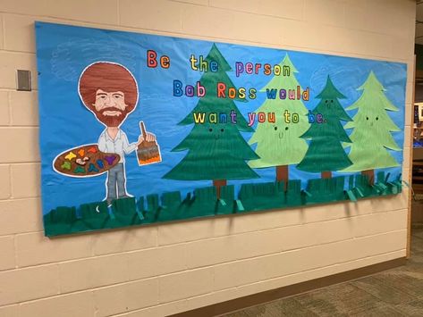 Bob Ross Classroom Door, Bob Ross Door Decoration, Cozy Art Classroom, Bob Ross Bulletin Board, Art Bulletin Boards High School, Artist Bulletin Board, Art Class Bulletin Boards, Art Classroom Ideas, Art Bulletin Board Ideas