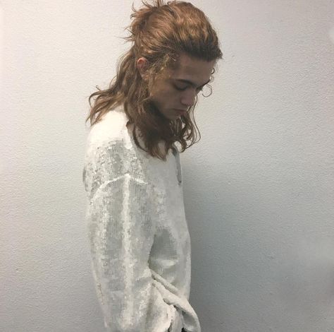 Men's Long Hair, Long Hair Ideas, Phone Photo, Men's Long Hairstyles, Man Bun, Hair Reference, Alternative Outfits, Long Hair Styles Men, Hair And Beard Styles