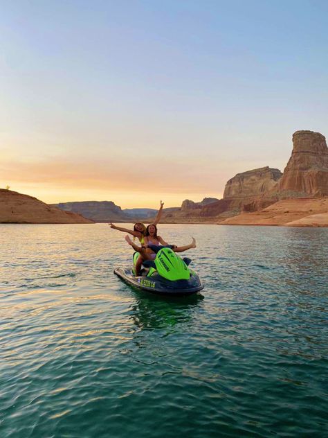 Cute Picture Ideas, Lake Friends, Utah Summer, Summer Boats, Swim Summer, Lake Photos, Summer Lake, Lake Powell, Sunset Summer