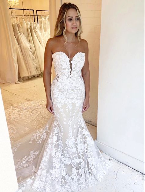 Western Mermaid Wedding Dress, Strapless Fit And Flare Wedding Dress, Wedding Dresses Big Bust, Mermaid Wedding Dress Strapless, Blanche Bridal, Wedding Dresses Mermaid Trumpet, Casa Blanca Wedding Dress, Bride 2024, Strapless Lace Wedding Dress